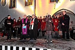 Hudebně poetické otevření adventu spojené s rozsvícením vánočního stromu, náměstí Svornosti Český Krumlov, listopad 2010