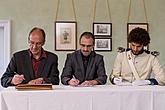 Podpis memoranda o spolupráci mezi Schwarzenberskou granátnickou gardou, Městem Český Krumlov a Národním památkovým ústavem, 24.5.2017, foto: Lubor Mrázek